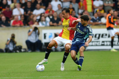 OPS - DEVENTER- THE NETHERLANDS -  17 JULY 2025:   Mats Deijl and Jorthy Mokio during the eredivisiematch between Go Ahead Eagles and AFC Ajax at the pitch of Go Ahead Eagles the Adelaarshorst on the 17th of july 2025  in Deventer the Netherlands (photo Wout van Zoeren/OrangePictures)