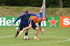 27-05-2015: Voetbal: Training Nederlands elftal: HoenderlooLuuk de Jong, Joel VeltmanNederlands Elftal Training Hoenderloo