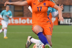 06-04-2017: Voetbal: Vrouwen onder 19 Nederland v Slovenie: PuttenVictoria PelovaOefenwedstrijd Vrouwen Nederlands elftal Onder 19