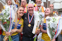 23-4-2025 Huldiging dames Draisma Dynamo bekerwinnaressen