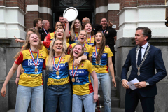 23-4-2025 Huldiging dames Draisma Dynamo bekerwinnaressen