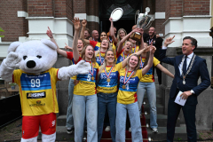 23-4-2025 Huldiging dames Draisma Dynamo bekerwinnaressen