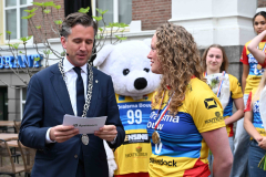 23-4-2025 Huldiging dames Draisma Dynamo bekerwinnaressen