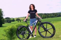 2021-06-15: Mountainbike: Anne Terpstra: Mittertech Pleussen Duitsland